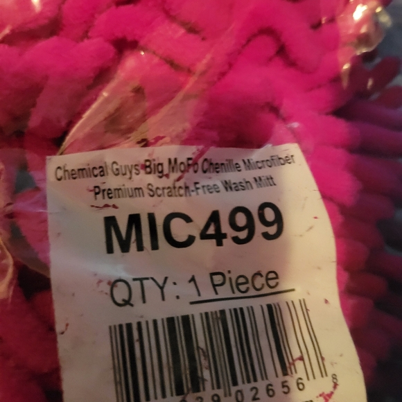 Chemical Guys Chenille Premium Microfiber Wash Mitt MIC499, Big - Picture 5 of 6